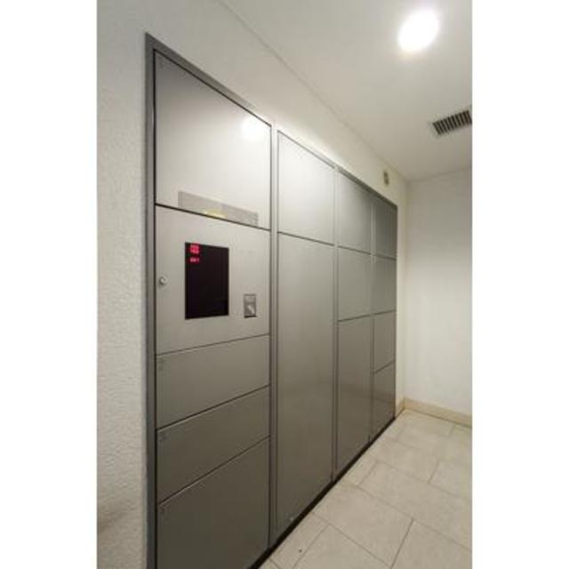 152000