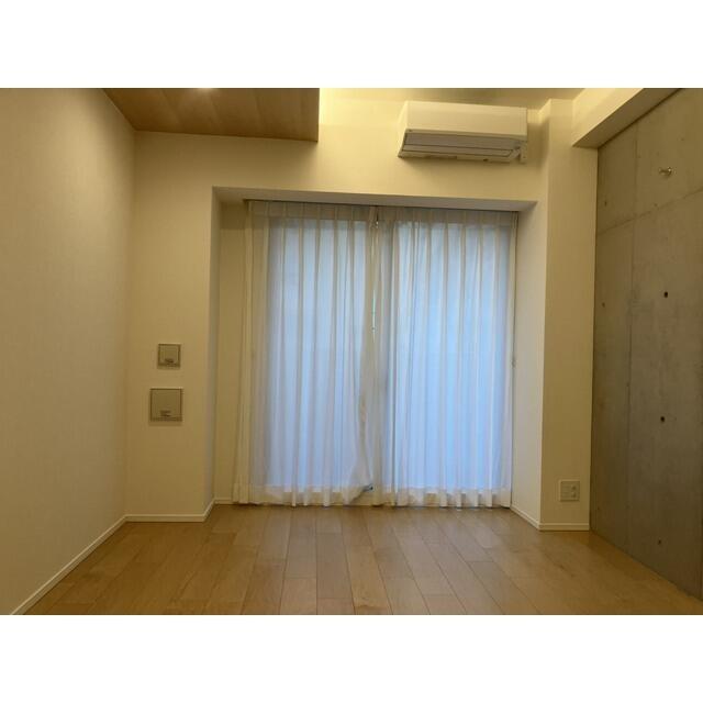 149000