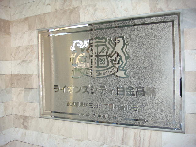350000