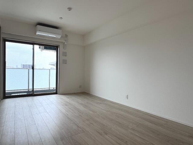 248000