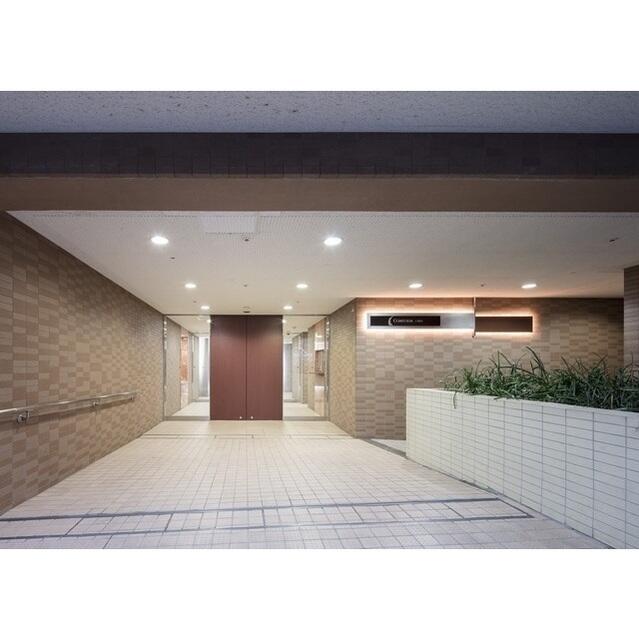 242000