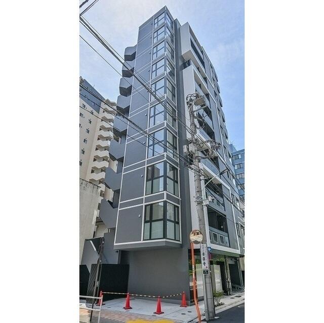 180000