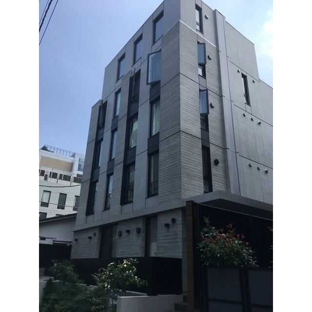 225000