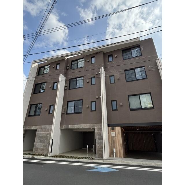 162000