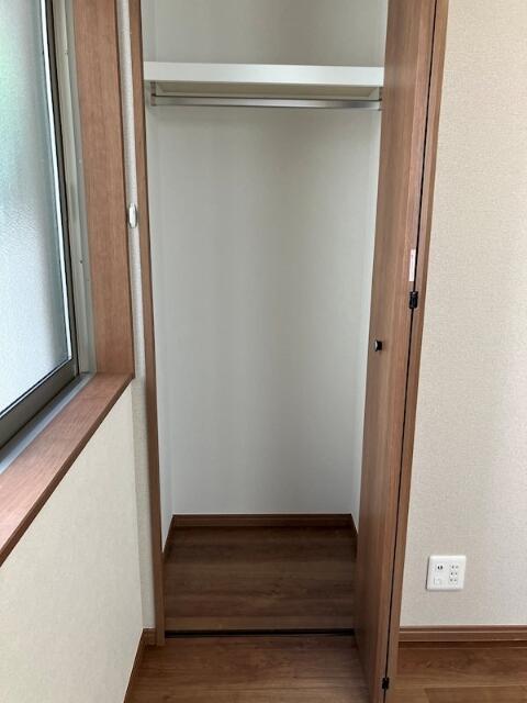 152500