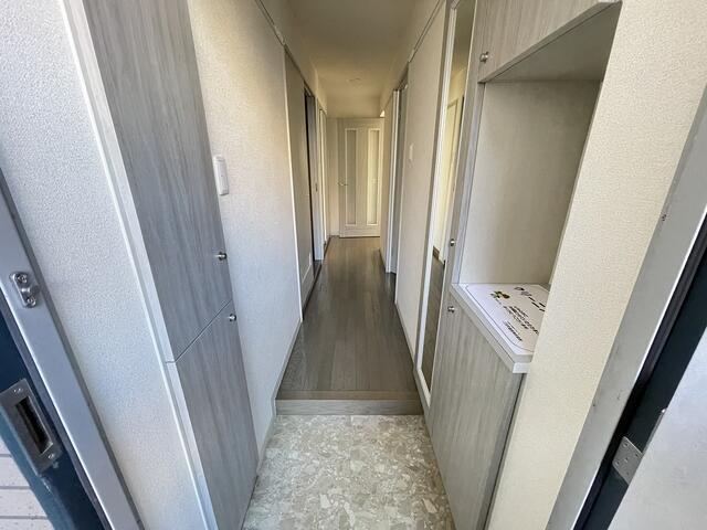 135000