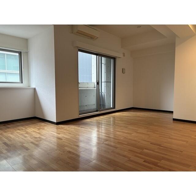 262000