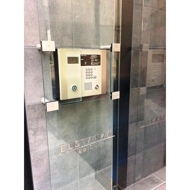 237000