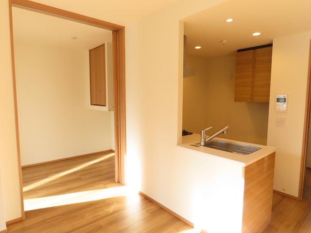 224000