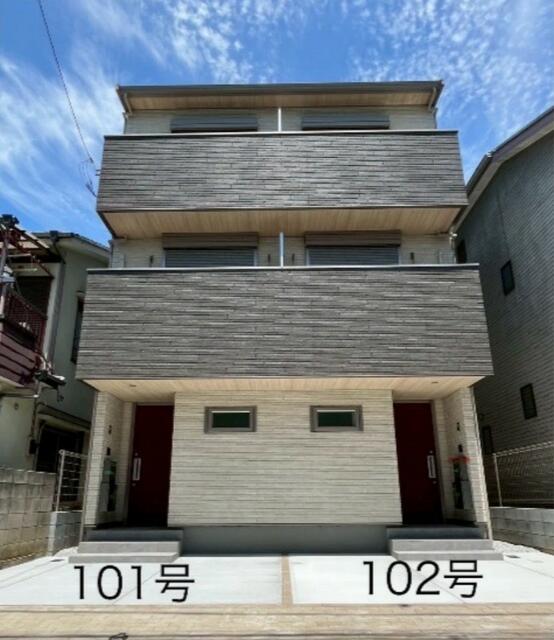 250000