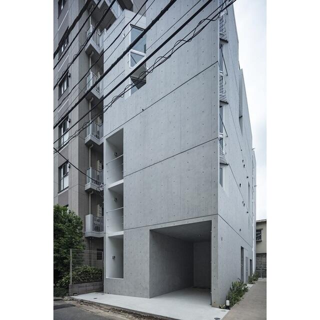 142000