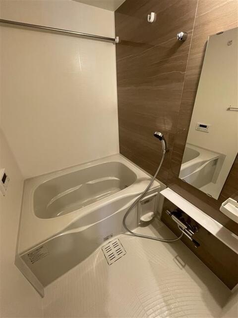 165000
