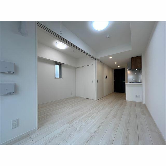 170000