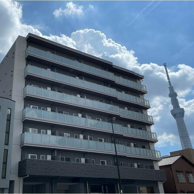 197000
