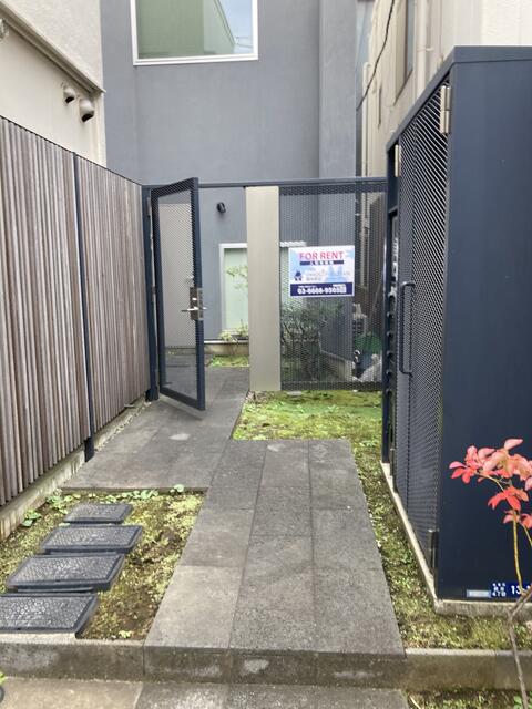160000