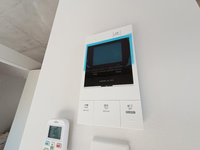 148000