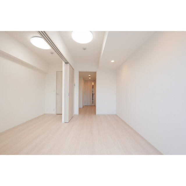 168000