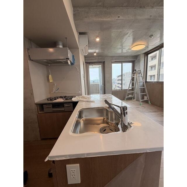 244000