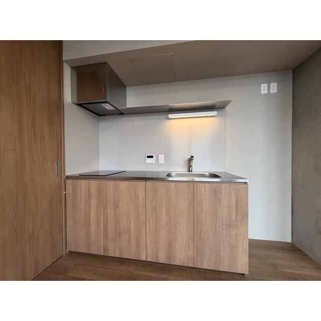 209000