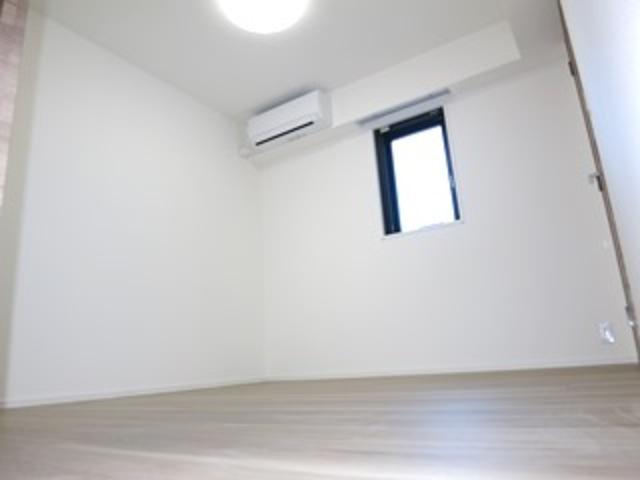 214000