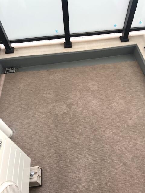 230000