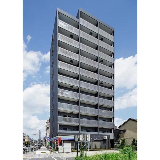 158000