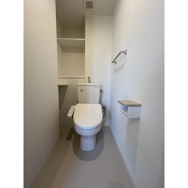 215000