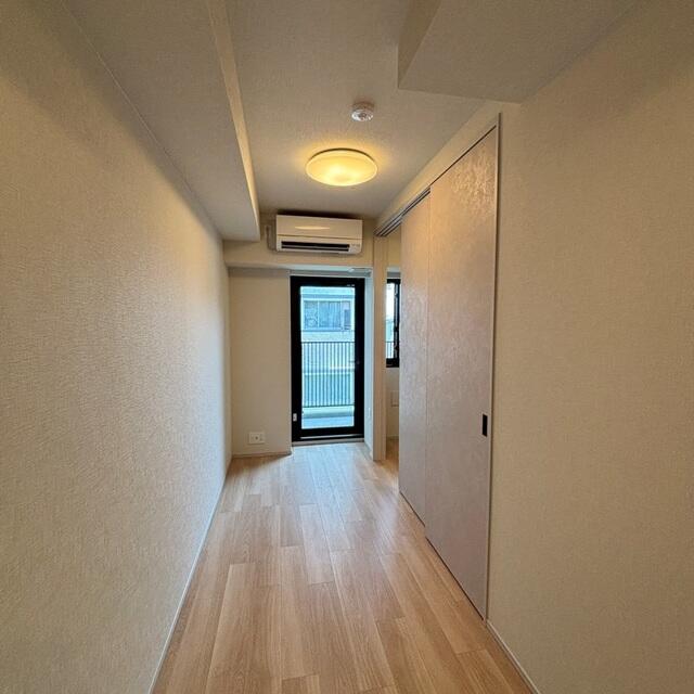 162000