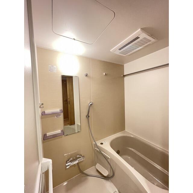 174000