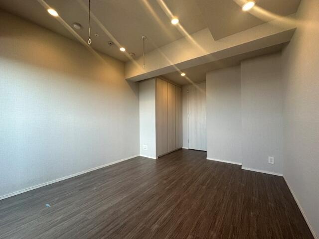 152000