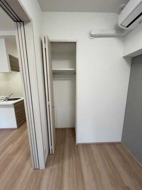 255000