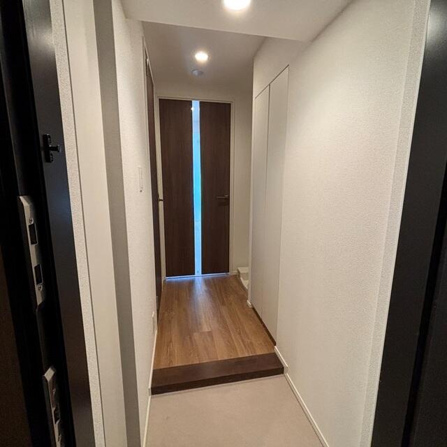 175000