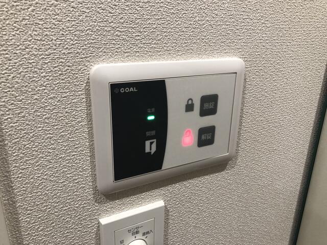 258000