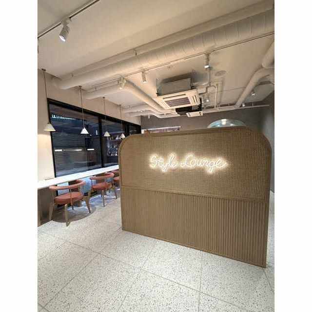 227700