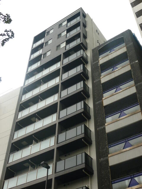 250000