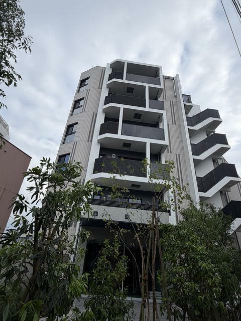 199000