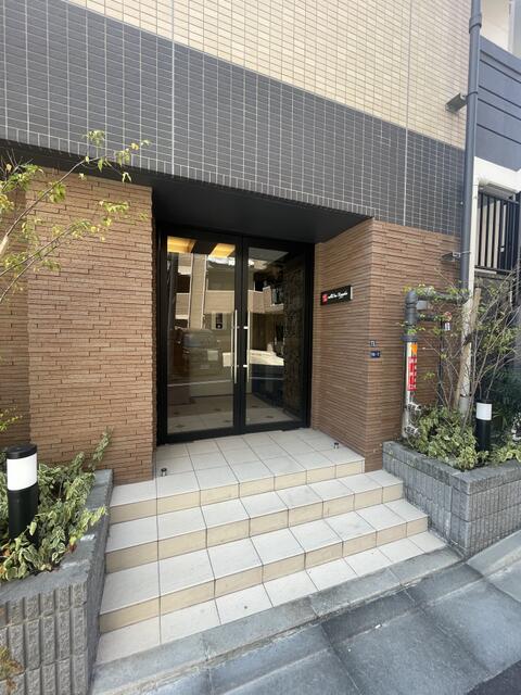 255000