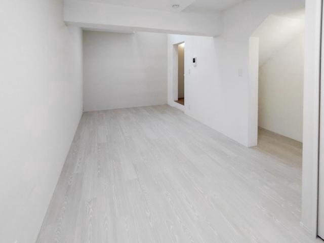 169000