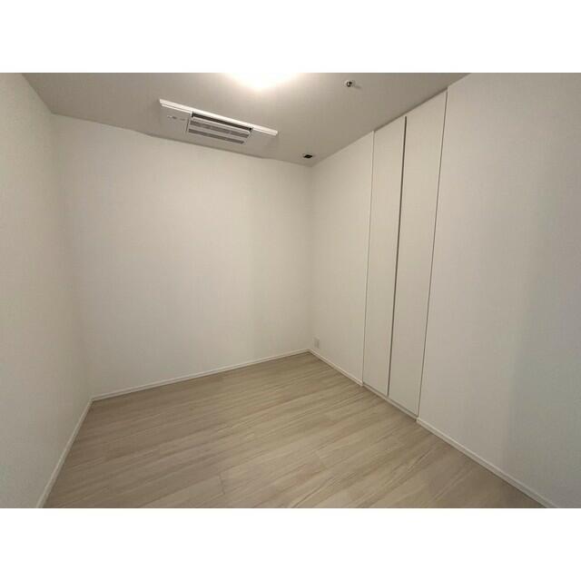 600000