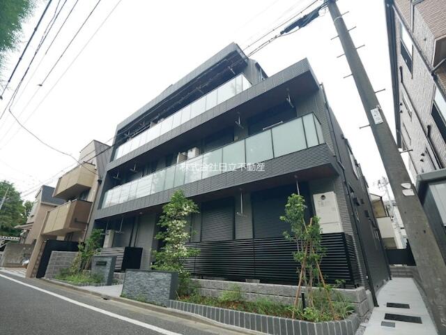 245000