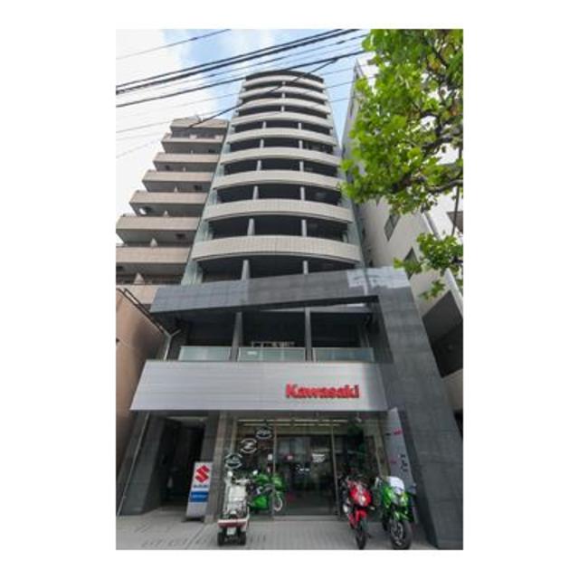 236000