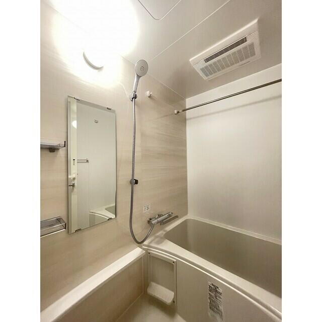 165000