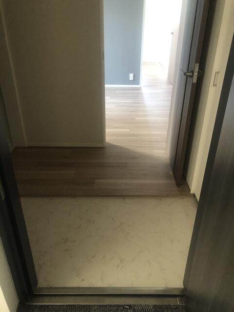 168500
