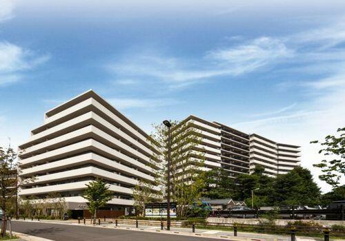 227000