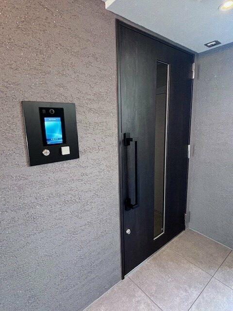 222000
