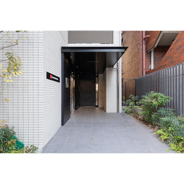 210000
