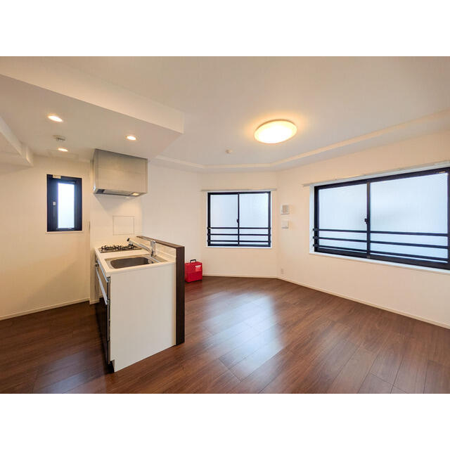 213500