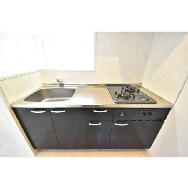 213000