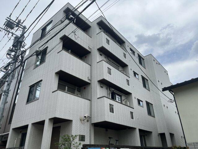 162000