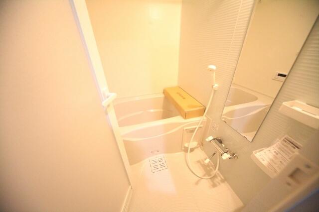 159000